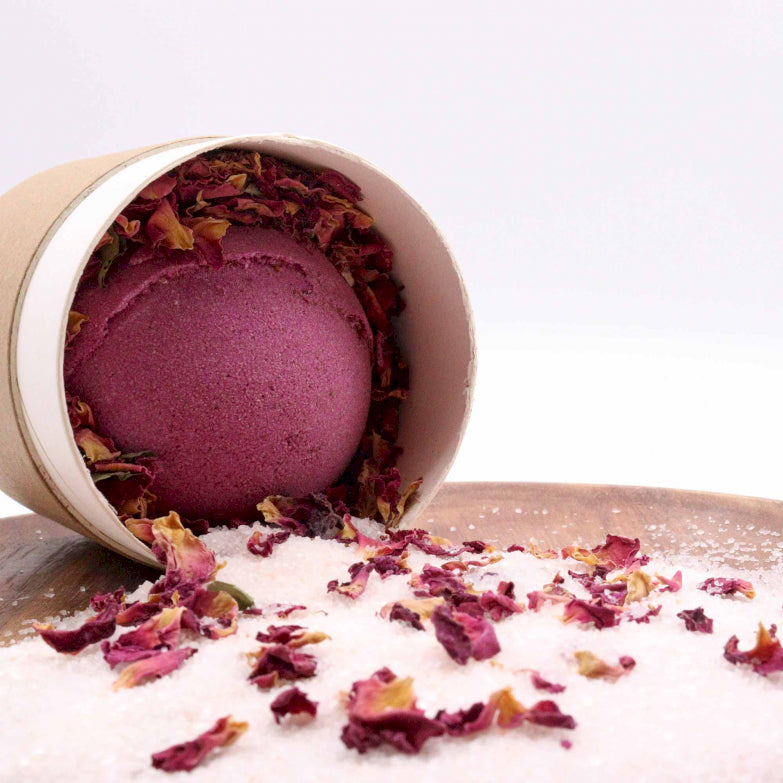 Bath Bomb Himalayan Bath Salt and Flowers Aromatherapy Set