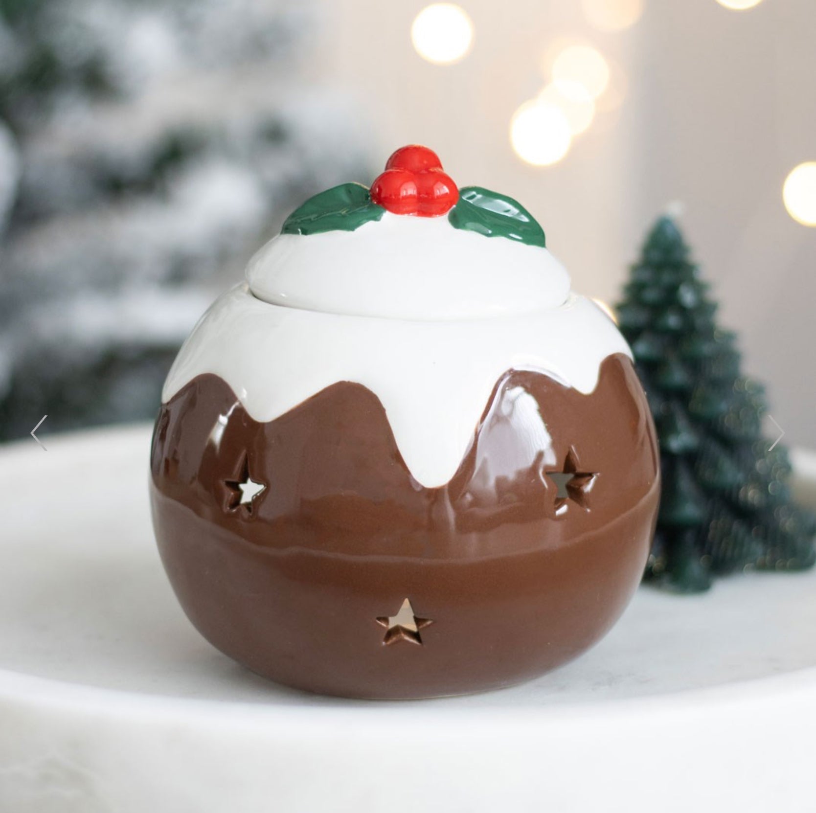 Christmas Pudding Shaped Oil Burner