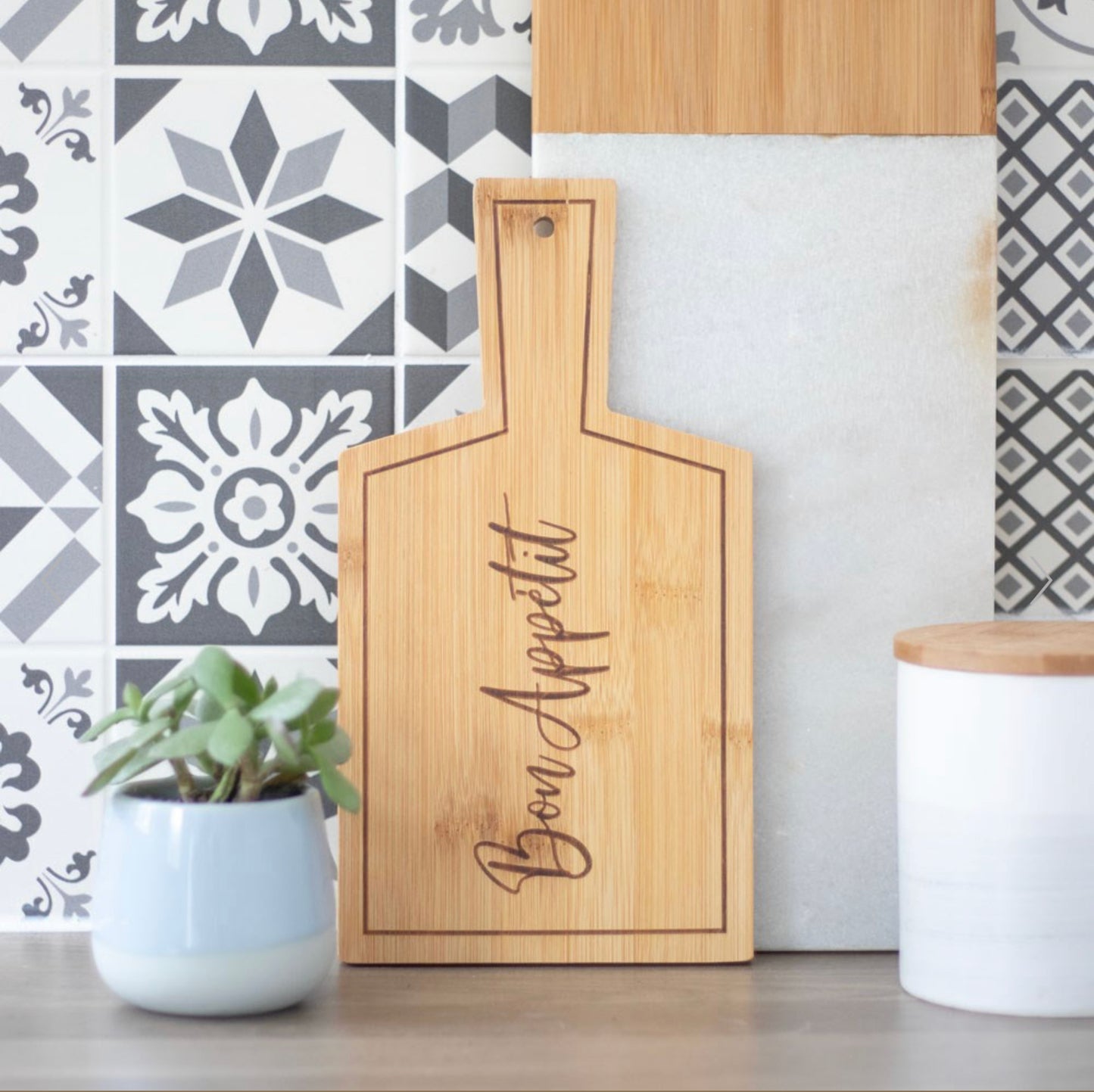 Bon Appétit Bamboo Paddle Chopping Board