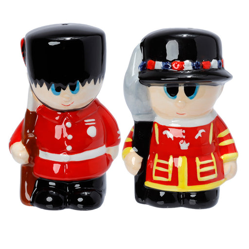 London Guardsman & Beefeater Ceramic Salt & Pepper Shaker Set