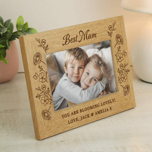 Personalised Best Mum Wild Flowers 6x4 Oak Finish Photo Frame