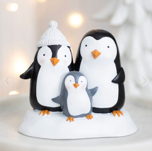 Penguin Family Resin Ornament Decoration 