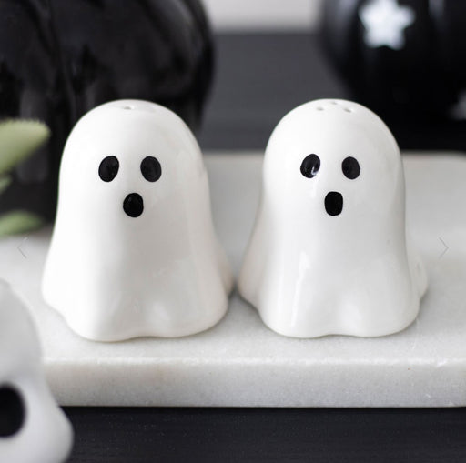 Halloween Ghost Salt and Pepper Shaker Set