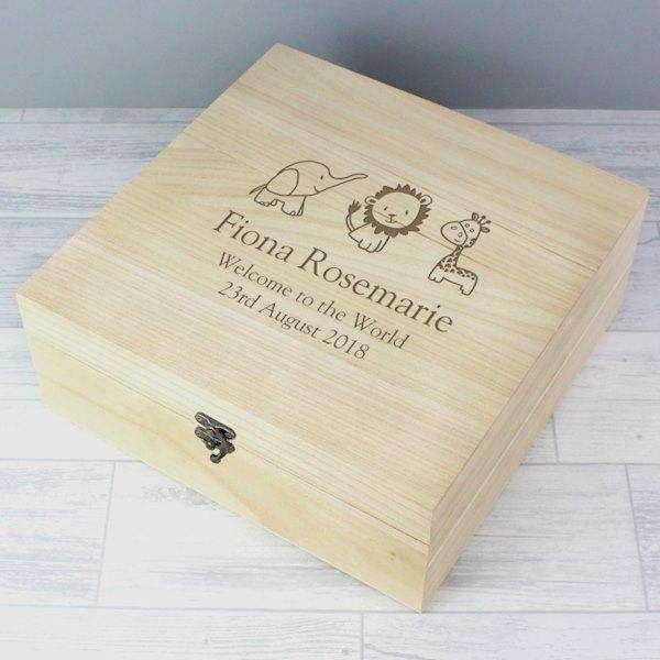 Personalised Hessian Friends Wooden Keepsake Box Large - Myhappymoments.co.uk