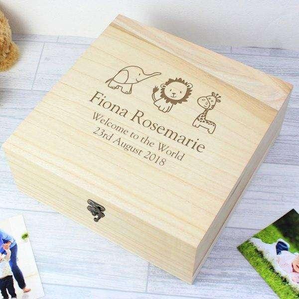 Personalised Hessian Friends Wooden Keepsake Box Large - Myhappymoments.co.uk