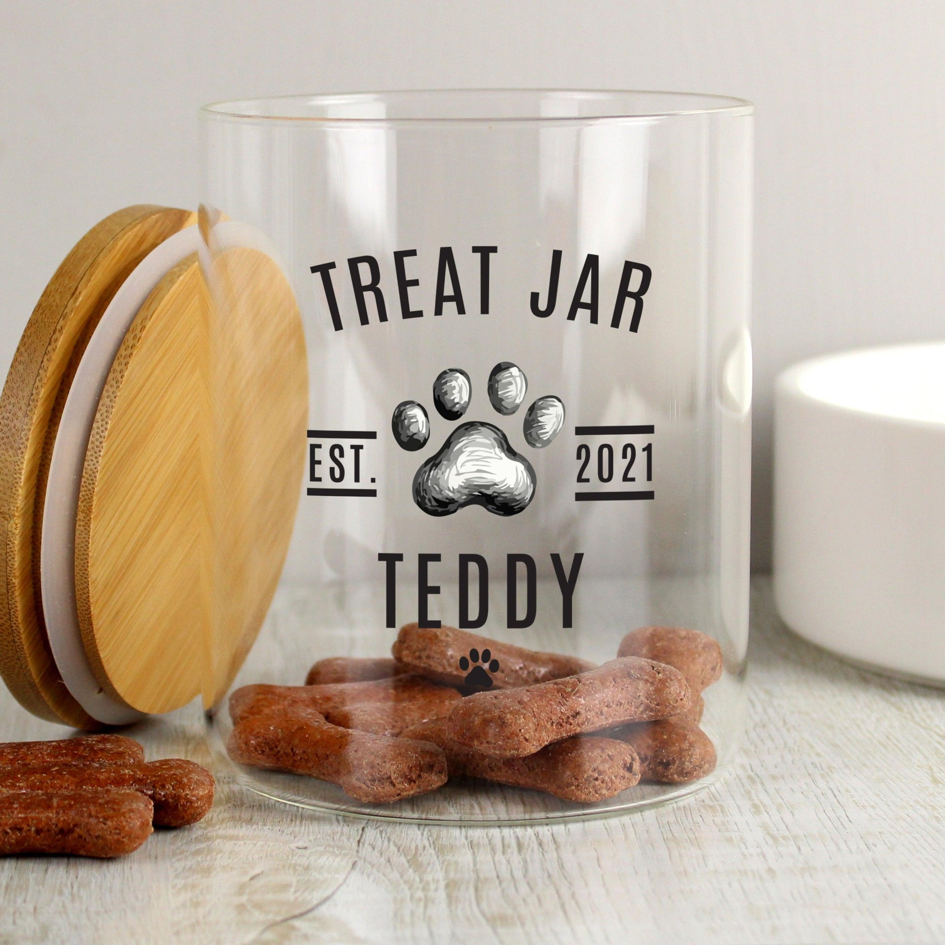 Personalised Pet Treats Glass Jar with Bamboo Lid - Cat or Dog