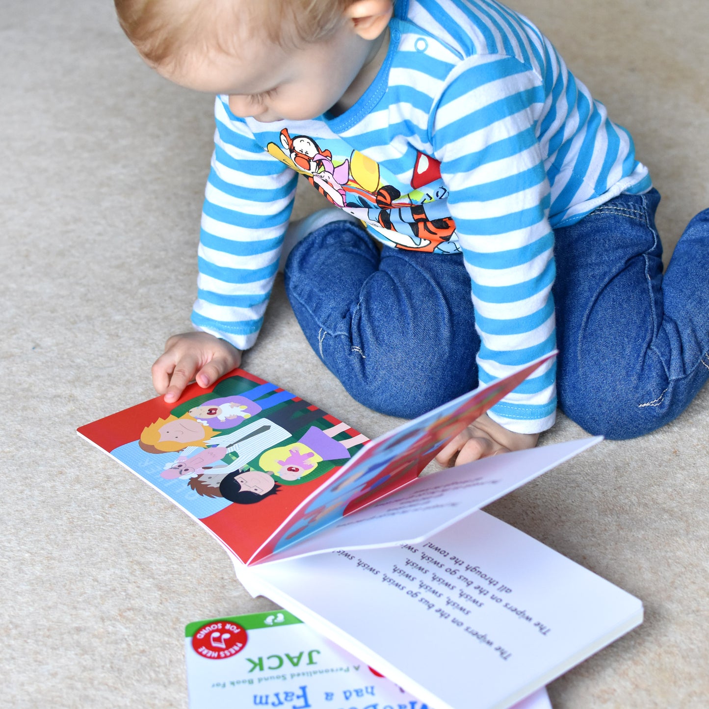 Personalised Wheels on the Bus Sound Book - Myhappymoments.co.uk