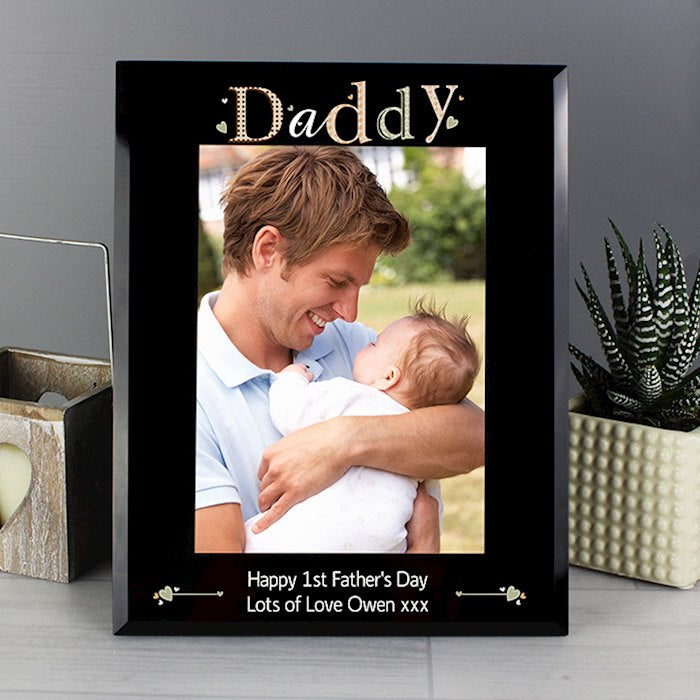 Personalised Daddy Black Glass Photo Frame 5x7 - Myhappymoments.co.uk