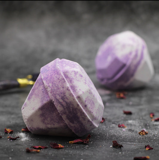 The Delhi Sapphire Diamond Shaped Bath Bomb