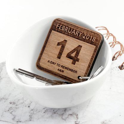 Personalised Special Date Wooden Keyring - Myhappymoments.co.uk