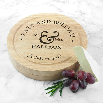 Personalised Couples Round Cheese Board with Knives - Myhappymoments.co.uk