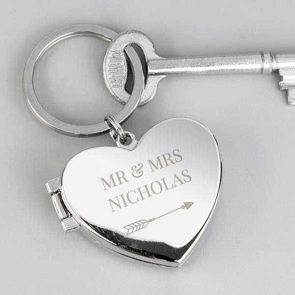 Personalised Arrow Heart Photo Locket Keyring - Myhappymoments.co.uk