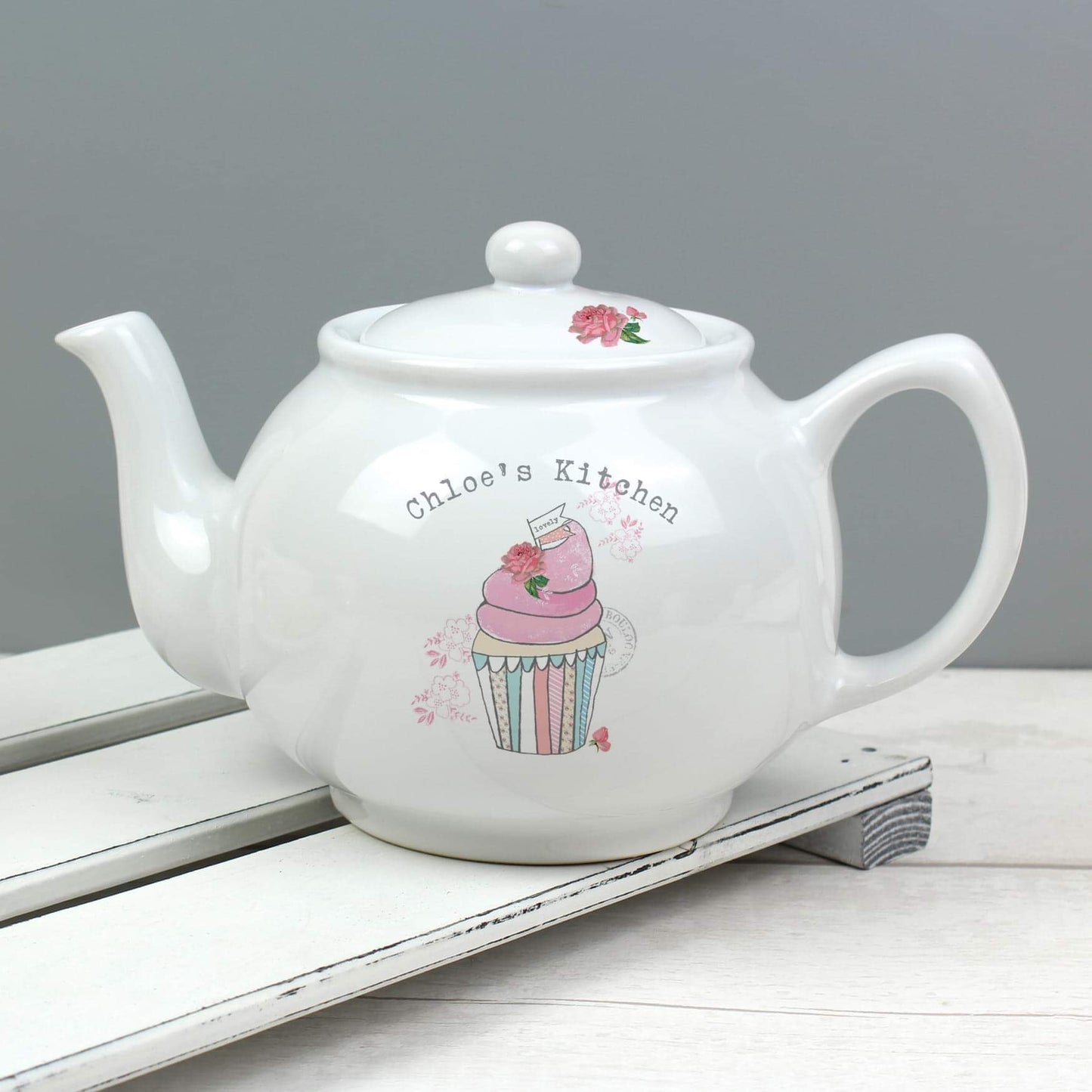 Personalised Vintage Pastel Cupcake Teapot - Myhappymoments.co.uk