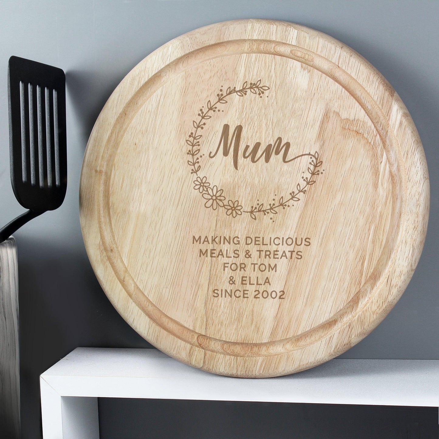 Personalised Mum Round Wooden Chopping Board 