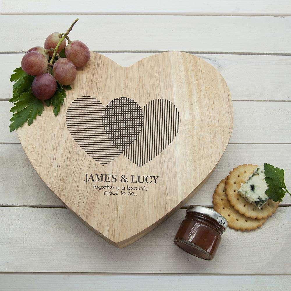 Engraved Heart Venn Diagram Heart Cheese Board - Myhappymoments.co.uk