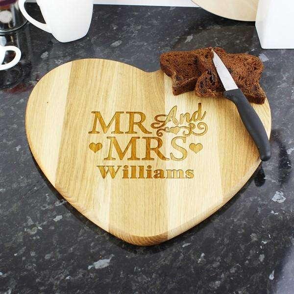 Engraved Mr & Mrs Heart Chopping Board - Myhappymoments.co.uk